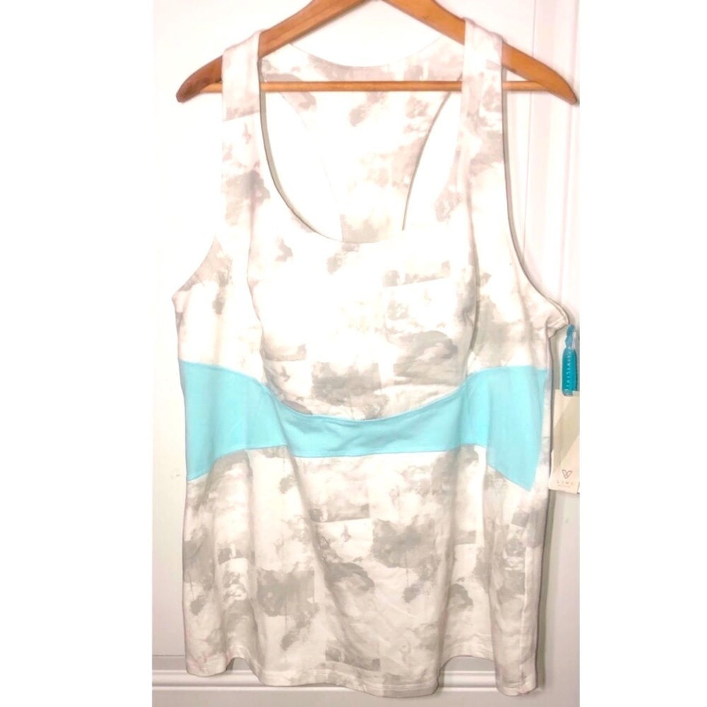 LIVI Lane Bryant Active Tank Top White gray and blue new size 18/20